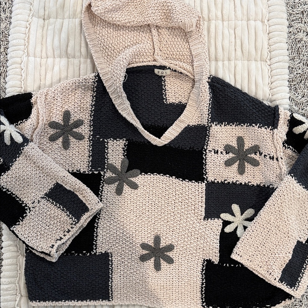 POL Cozy Patchwork Hooded Sweater - Black and Cream